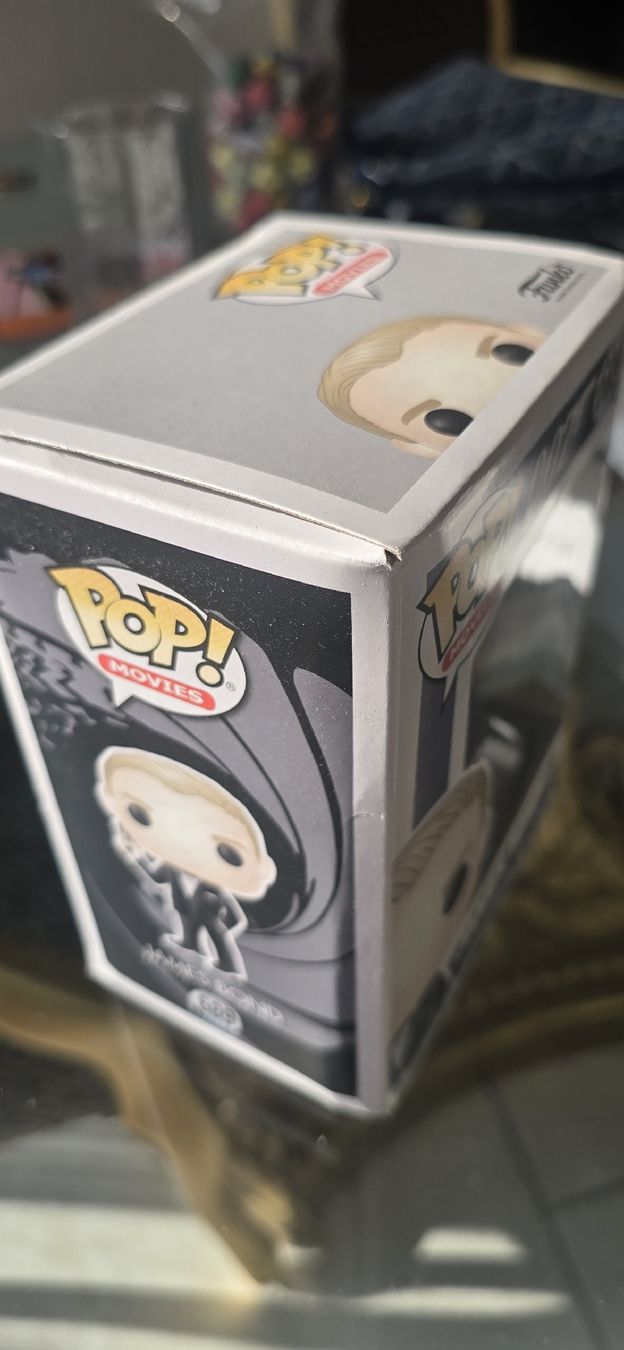 Funko Statuette: Funko Pop James Bond 007 689  – Nuovo (secondo la descrizione) da Lostorf venduto da dom_2j9g 1