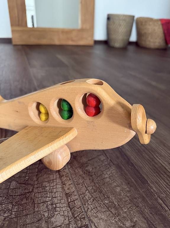 Spielzeuge: Pastorini Holz-Flugzeug – Gebraucht aus Gibswil von mel_x5qv 1