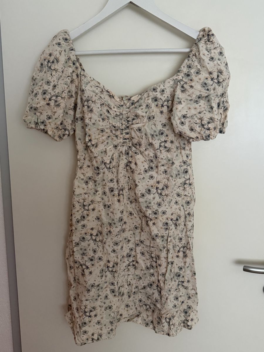 H&M Robes: H&M Leinen Kleid Grösse M – Neuf (Voir description) à Thierachern par due_ls6w