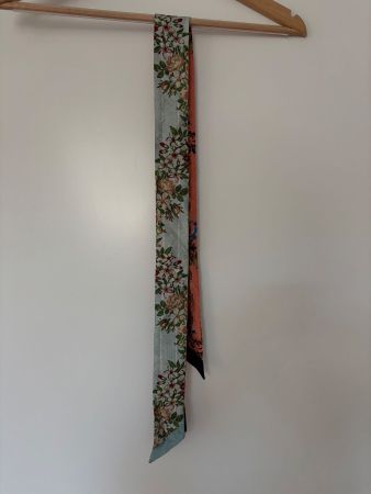 LOUIS VOUITON  Seiden Twilly 120X5cm