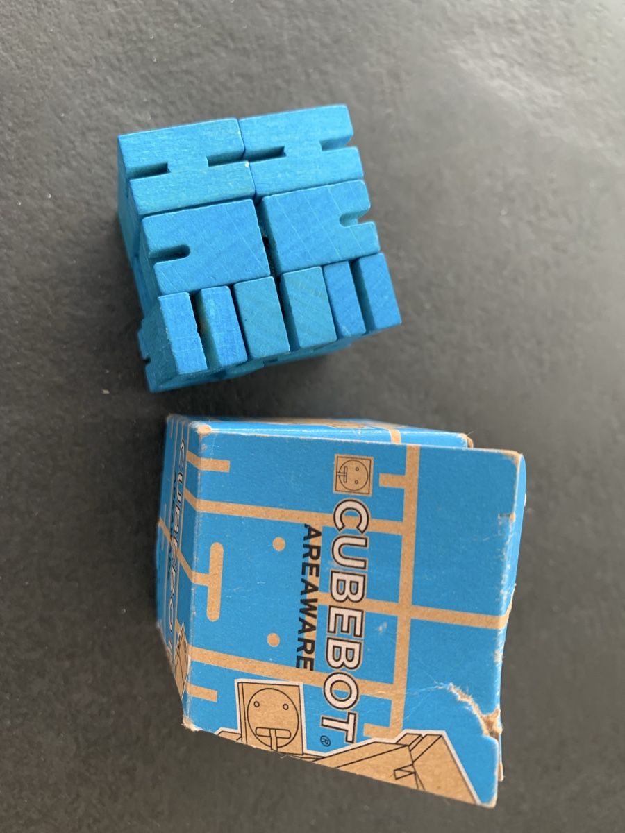 Spielzeuge: 2 Cubebot – Gebraucht aus Killwangen von Zermatt5 3
