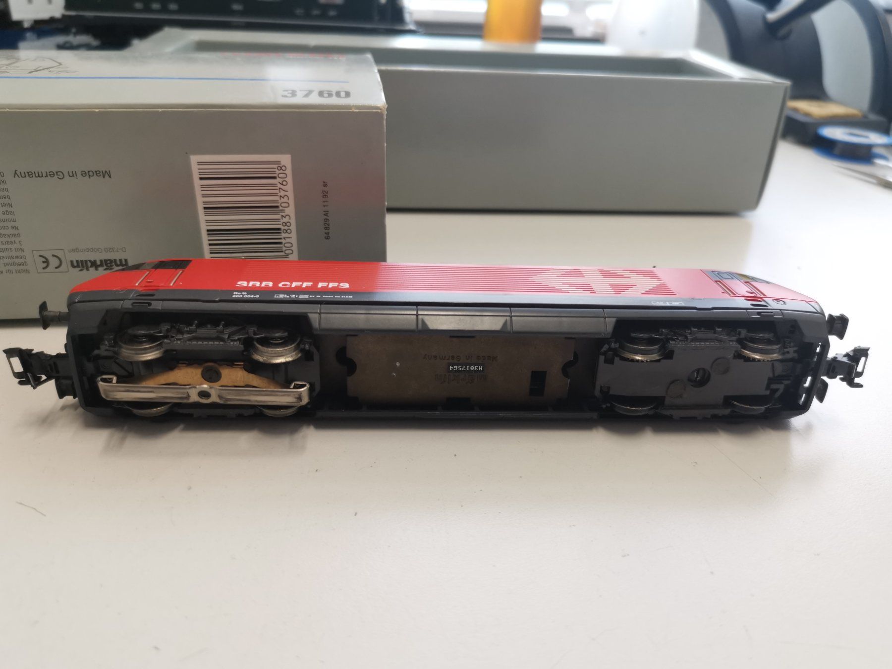 Märklin Modellini di ferrovie: Märklin - SBB Re 460 004 "Üetliberg" – Usato da St. Margrethen SG venduto da tribeli98 4