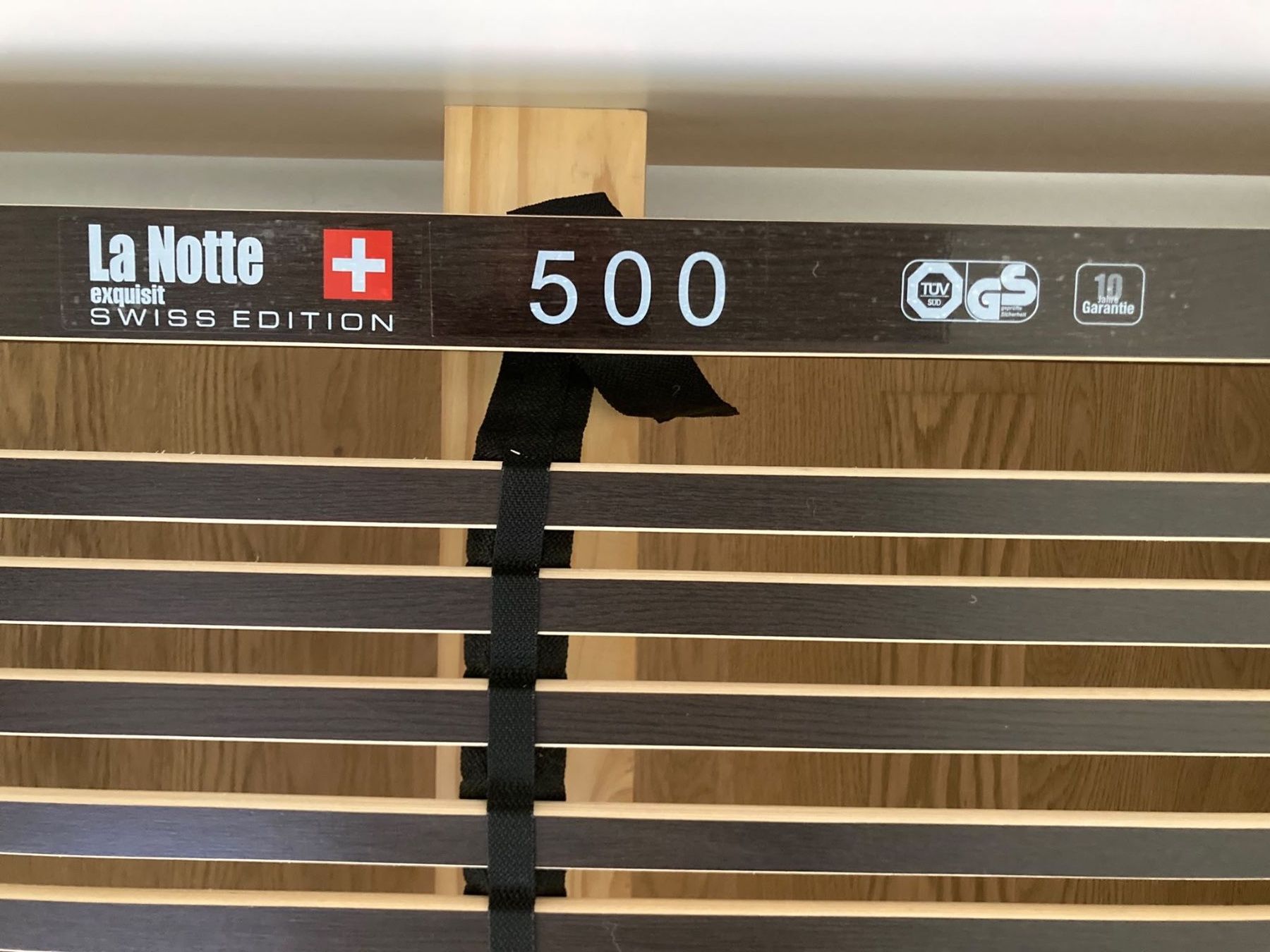 Betten: Bett mit Nachttisch – Gebraucht aus Balgach von Olieto 3