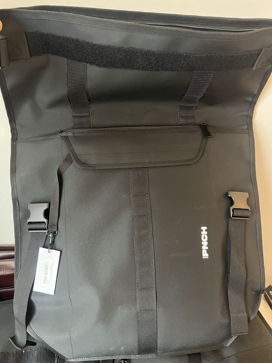 Zaini: Tee PNCH Blackpack – Nuovo e nell'imballaggio originale da Zürich venduto da jao_2bx7 2