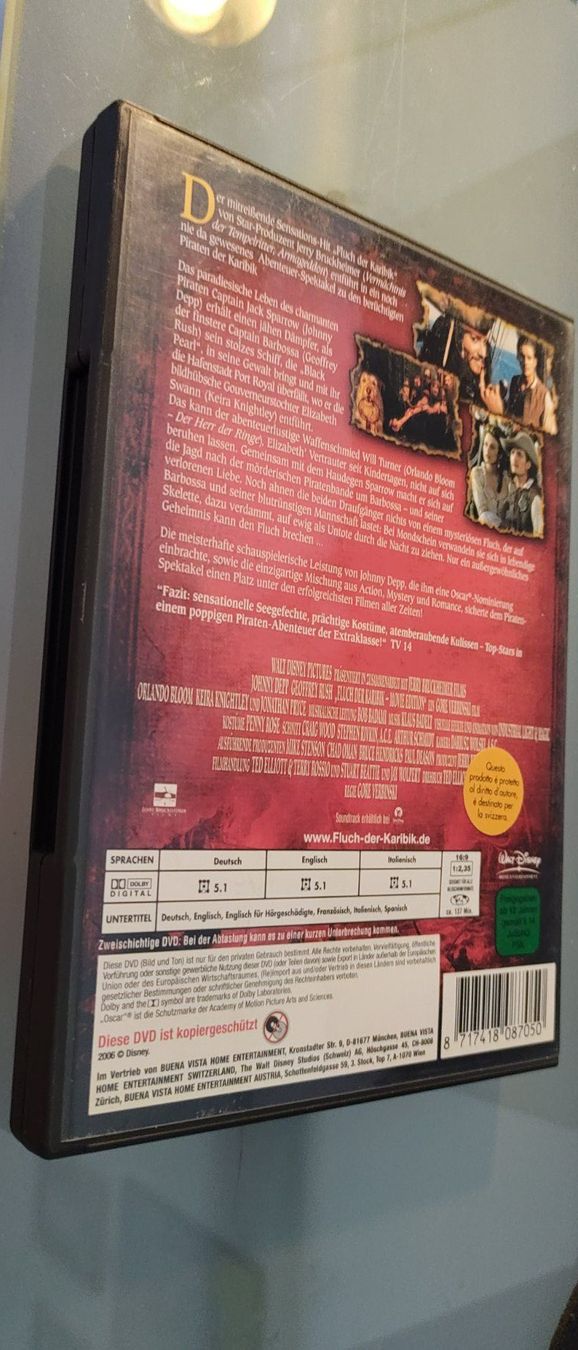 Tutti i DVDs: Fluch der Karibik Die Standardversion auf einer DVD – Usato da Dottikon venduto da Oldyfreak 1