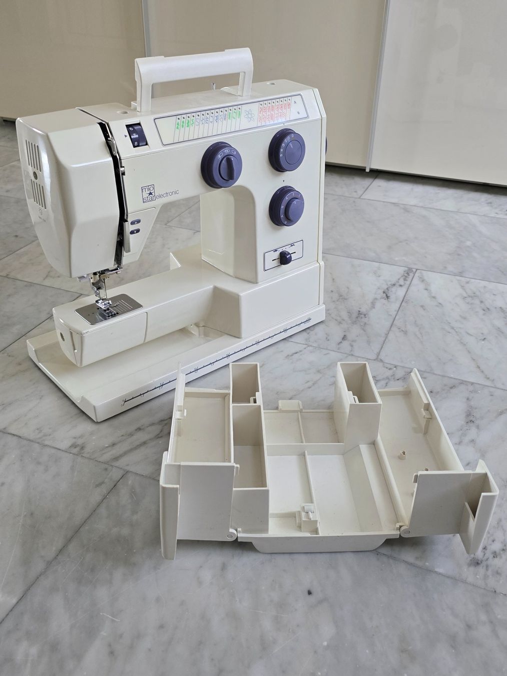 Mio Star Nähmaschinen: Nähmaschine MIOSTAR ELECTRONIC – Gebraucht aus Arlesheim von bebbirofo01 6