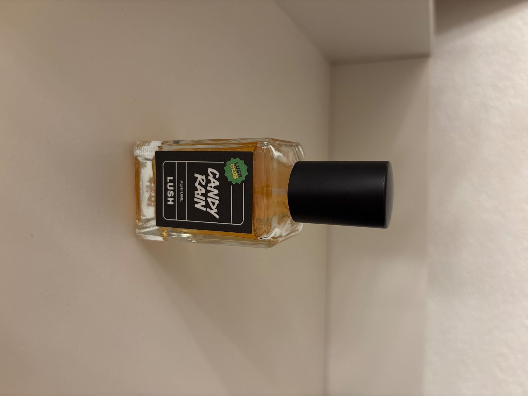 Lush Profumi & Eau de Toilette: Lush Candy Rain Parfüm – Usato da Gossau SG venduto da Swisslady25