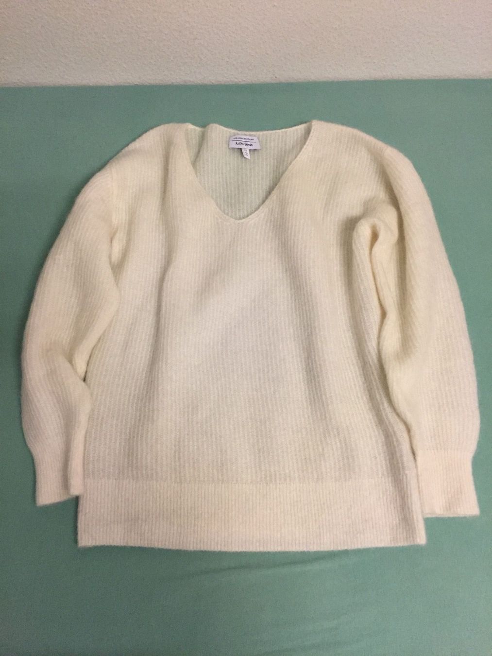 Top: Damen Pullover &other Stories – Usato da Basel venduto da Robyn20 3