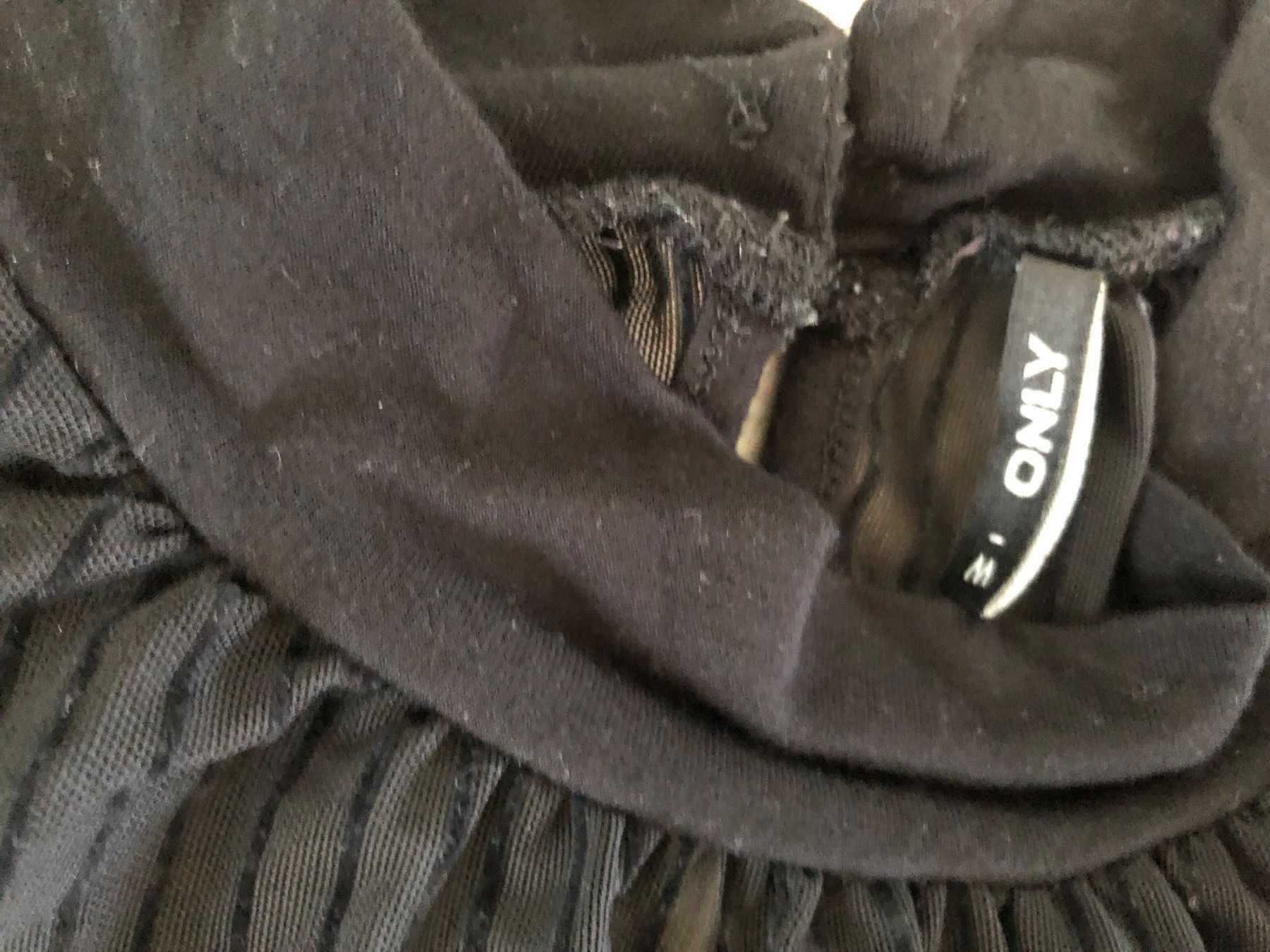 Only Vestiti: Süsses neuwertiges Only Viskose Kleid Gr.M – Nuovo (secondo la descrizione) da Obergerlafingen venduto da cabo4 2