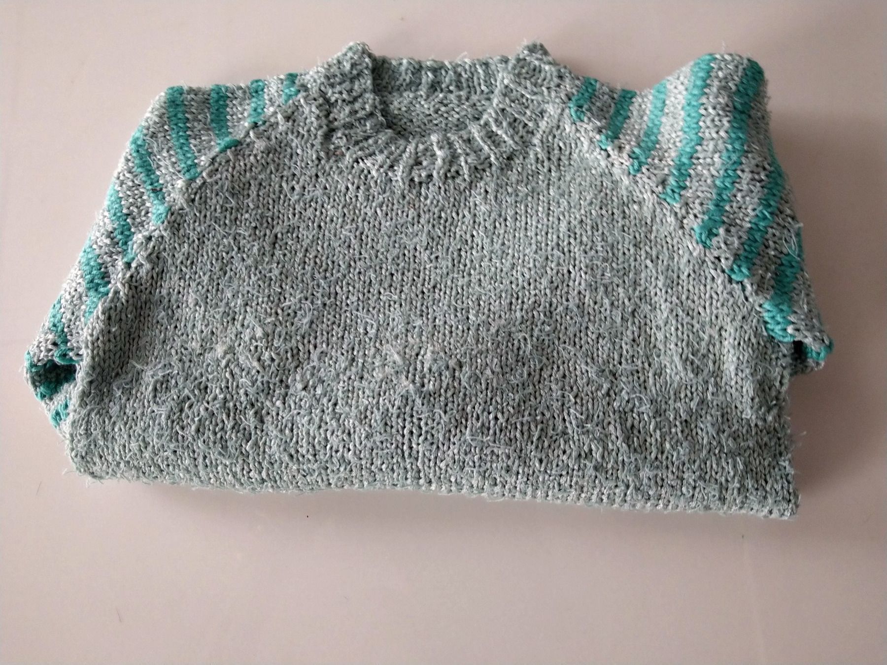 Pulls et sweat-shirts: Kinderpulli handgestrickt – Neuf (Voir description) à Degersheim par 191maschina46 1