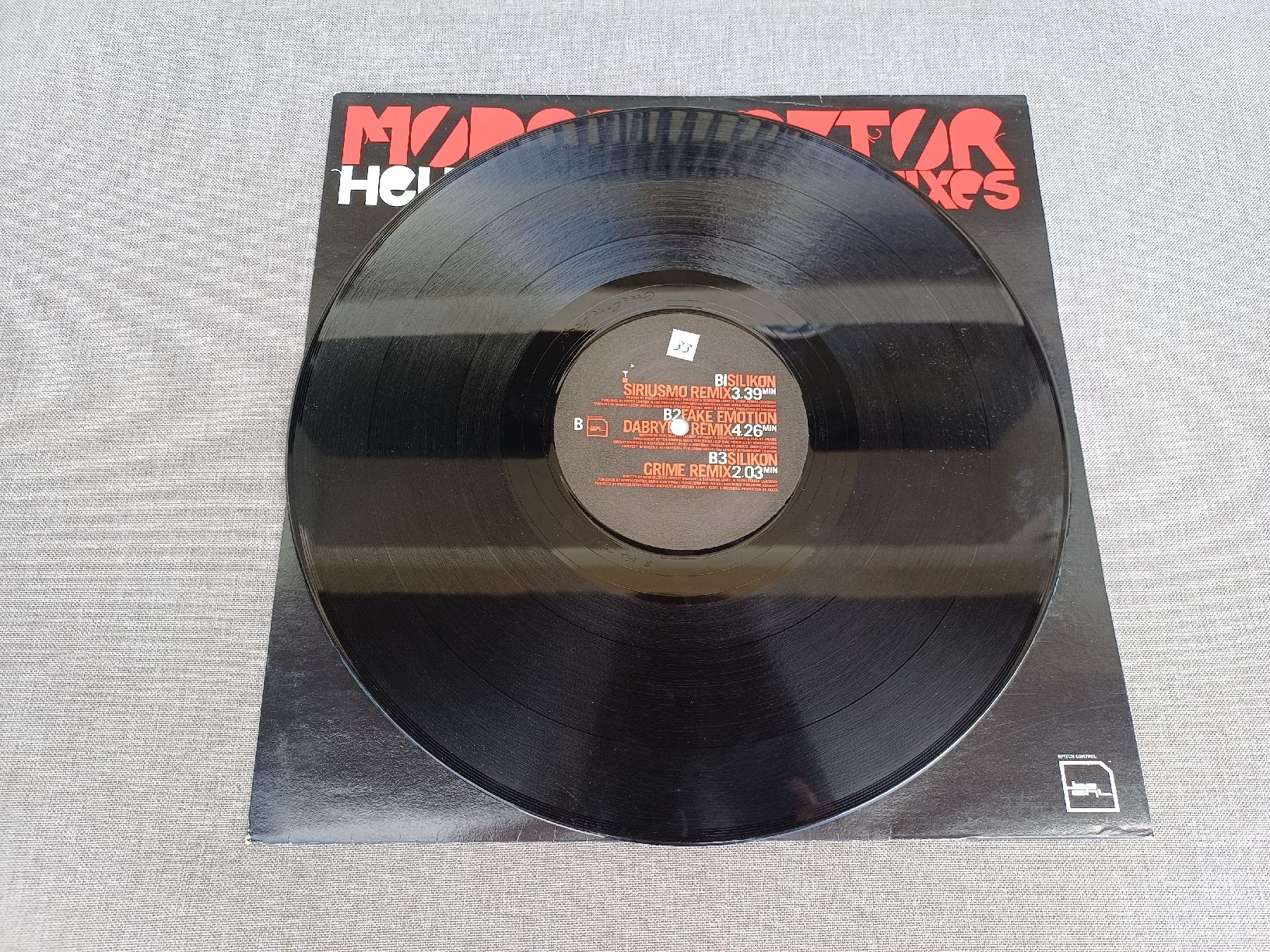Dischi in vinile: Modeselektor "Hello Mom ! The remixes" 12" – Usato da Begnins venduto da Drastic-Sound 2