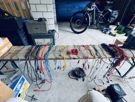 Diverse Kabel zu Messgeräten