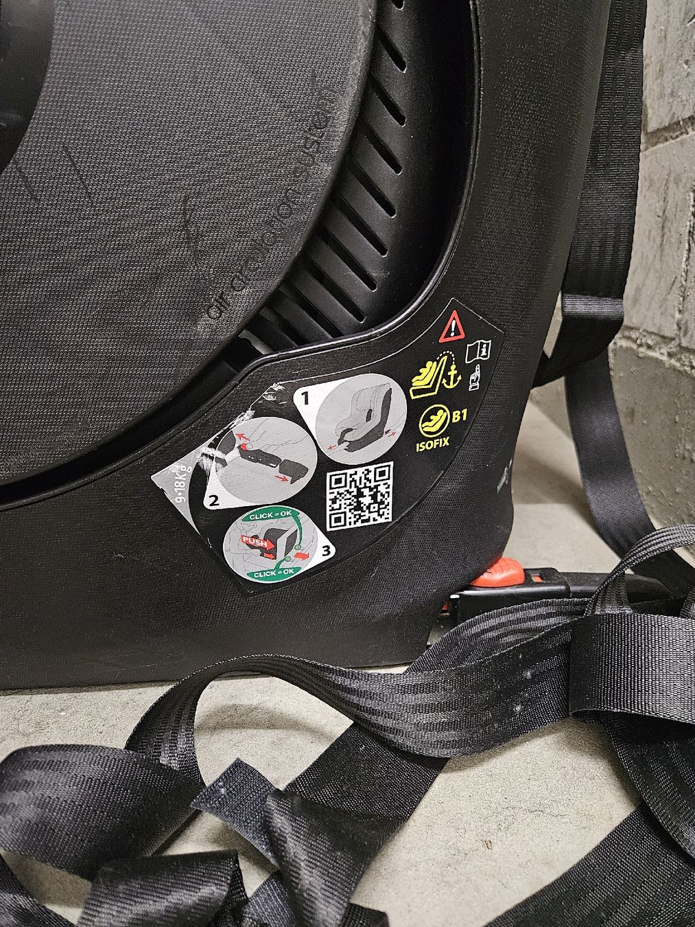 Chicco Sièges auto: Autositz mit isofix – D'occasion à Zürich par Bus759 2