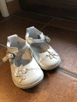 Süsse Lederschuhe Grösse 18