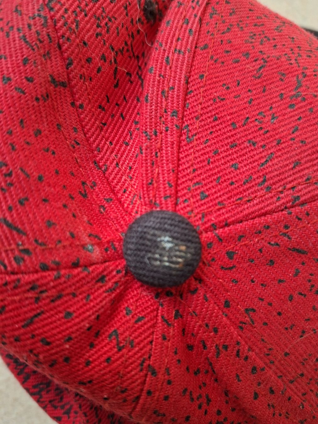 Copricapi, berretti & cappellini: 🔥 Coole NY Cap - rot – Usato da Klingnau venduto da vollmond36 9