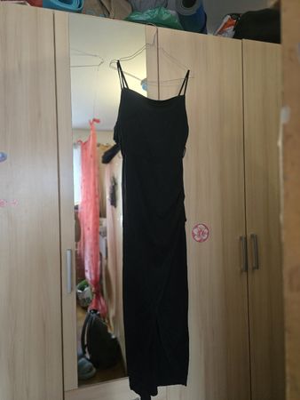 Robe noire élégante, taille 36/S