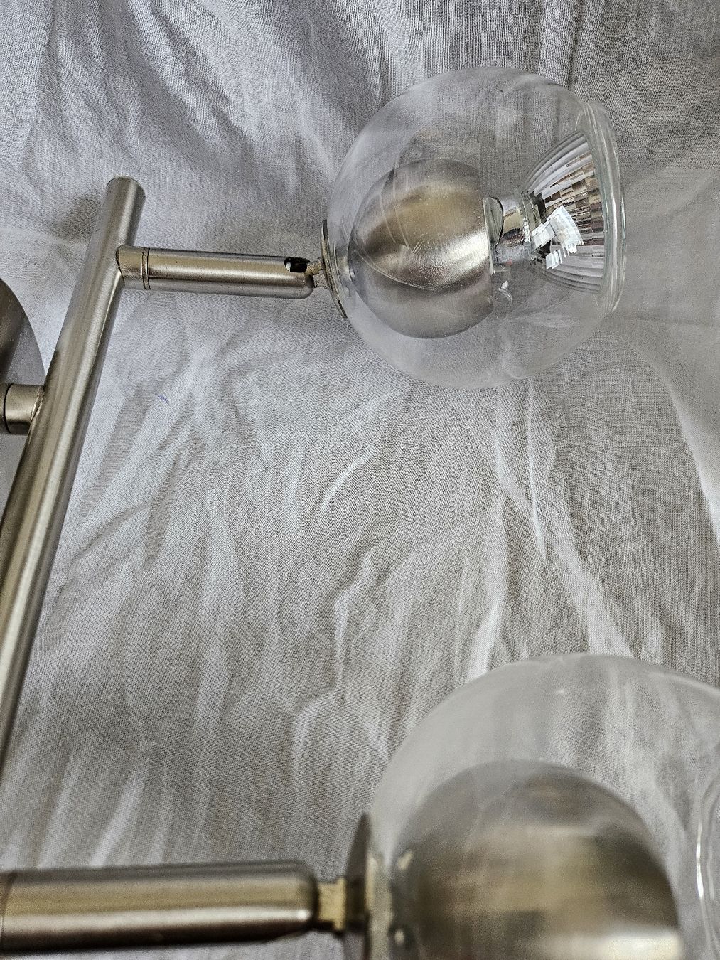 Conforama Lampadari & plafoniere: Plafonnier 2 ampoules dirigeables – Usato da La Joux FR venduto da car_ck96 2