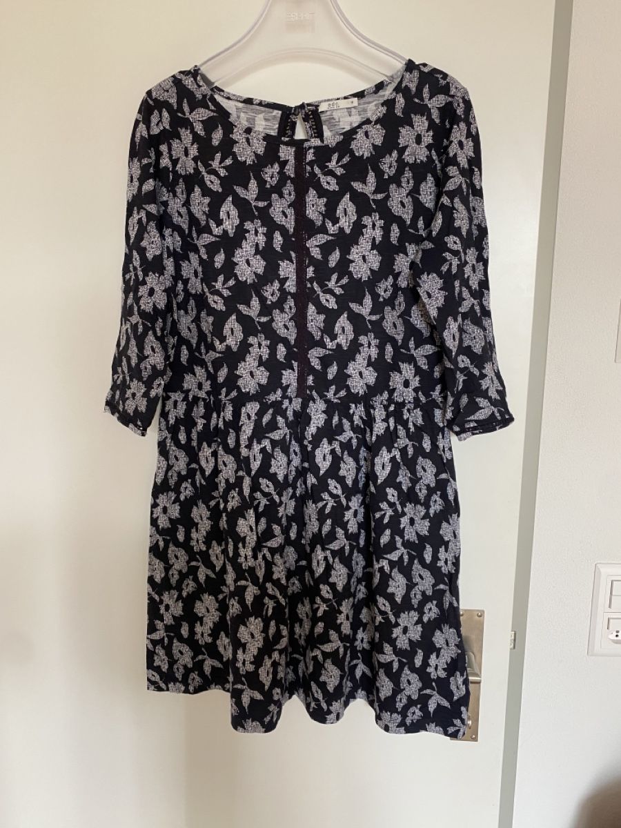 Esprit Vestiti: ESPRIT Edc Kleid schwarz Blumenmuster Gr. M – Usato da Muensingen venduto da drleevsy 1