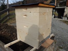 Bienenkasten Dadant