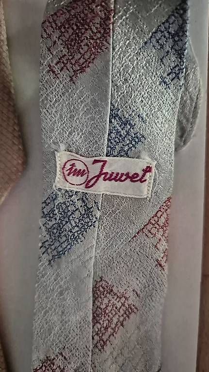 Cravatte: Vintage Herren Krawatten 8 Polyester & Seide – Usato da Zuerich venduto da Moysy 1