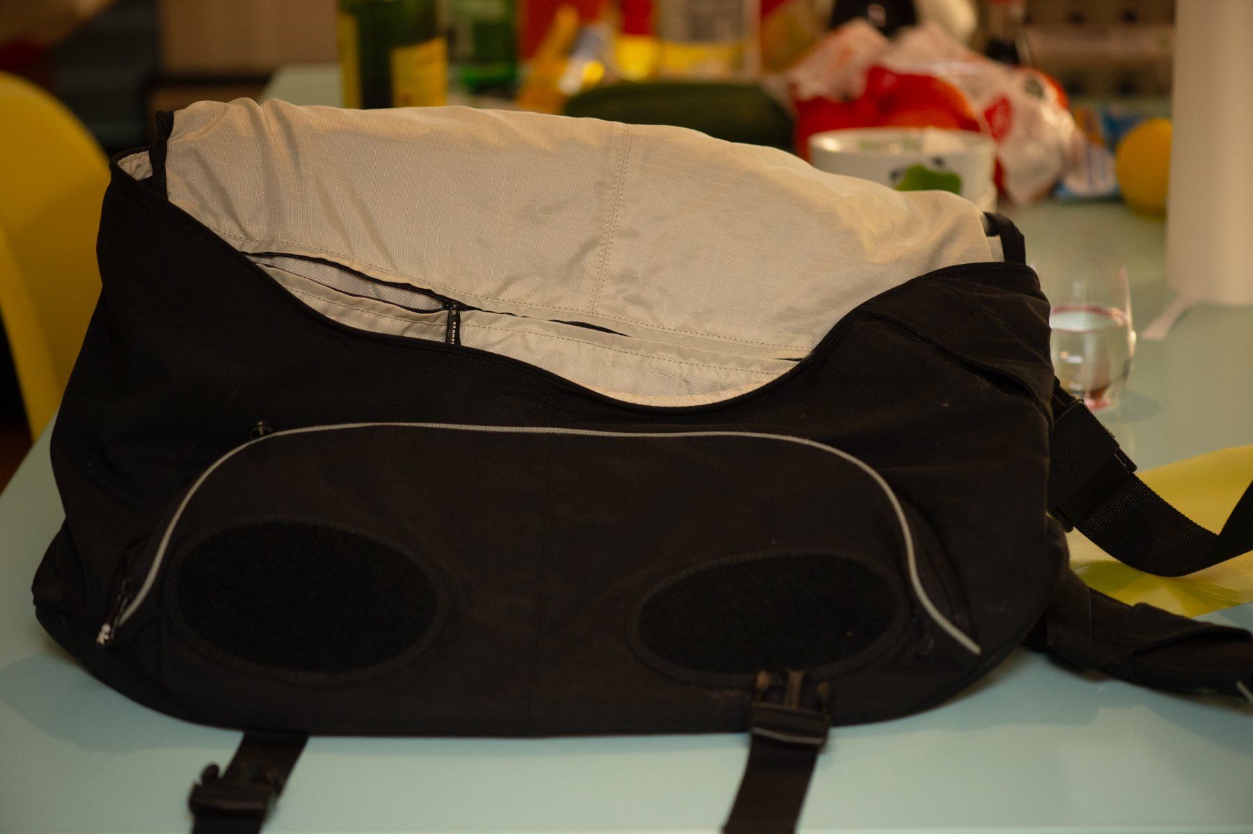 Crumpler Borse: Crumpler Grosse Schwarz Tasche – Usato da Reinach BL venduto da ATA2013 1