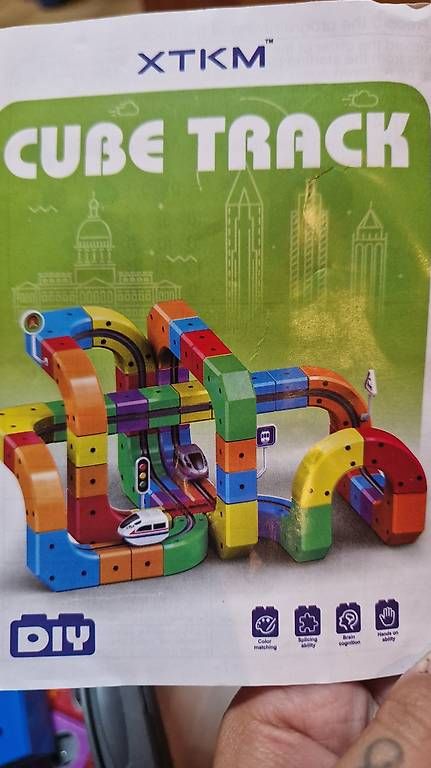 Jouets: ZUG Spielzeug – D'occasion à Grüsch par huber026