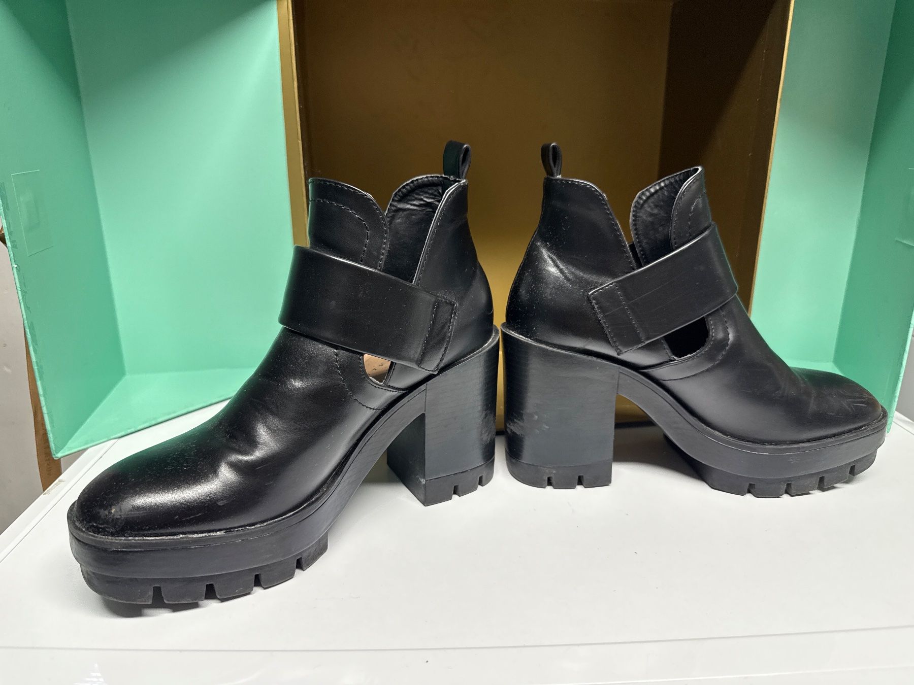 Zara Chaussures filles: STIEFEL ZARA gr 36 – D'occasion à Birr par WalkyriaM 1