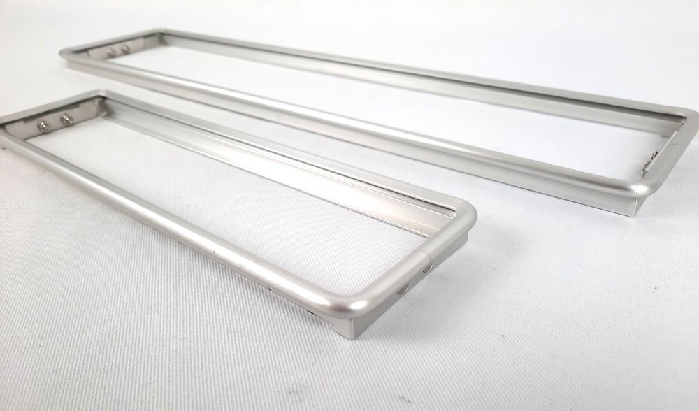 Tutti pezzi di ricambio auto: HALTER Auto Kennzeichenhalter-Set Alu – Nuovo (secondo la descrizione) da Beinwil am See venduto da Restwert_Beinwil 1