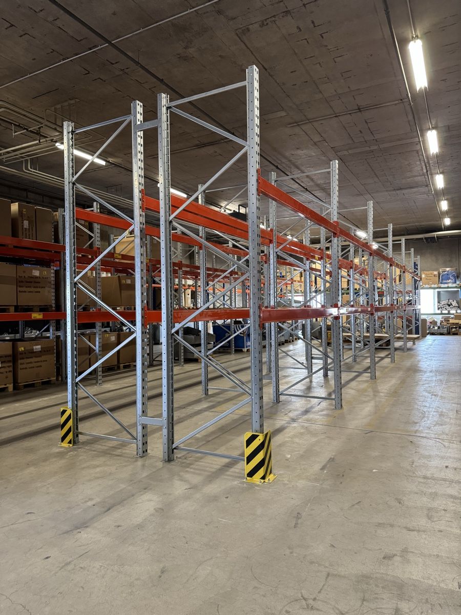 Scaffali: Palettenregal / Palettengestell – Usato da Niederuzwil venduto da Solutions4industry