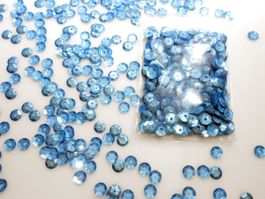 Pailletten blau, 6 mm, 6 - 8 gr. Paket.