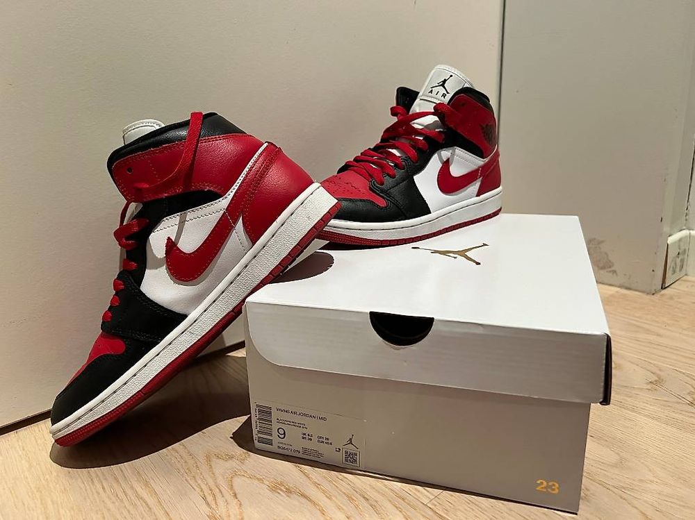 Jordan Chaussures hommes: Nike Air Jordan 1 Mid Grösse 40.5 – D'occasion à Ittigen par Qb17marc 1