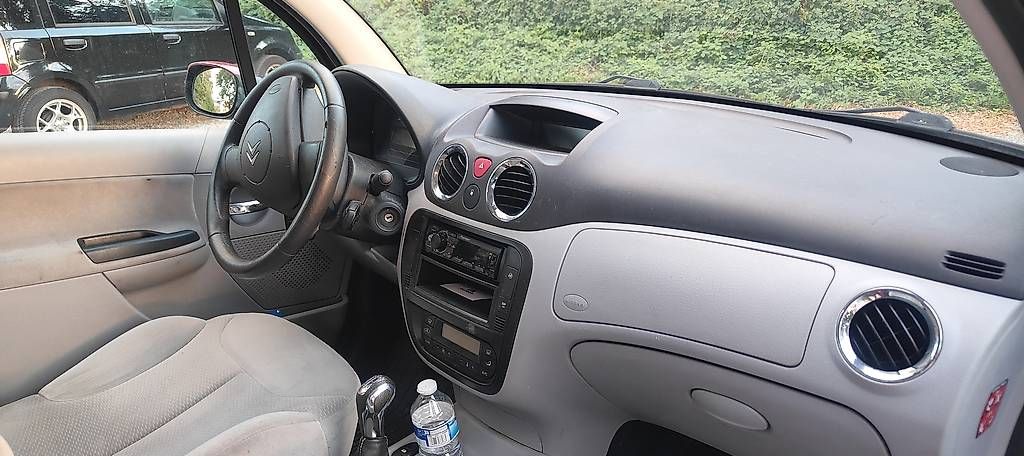 Autos: Zu verkaufen C3 1.6 HDI – Gebraucht aus Regensdorf von O.AL 3