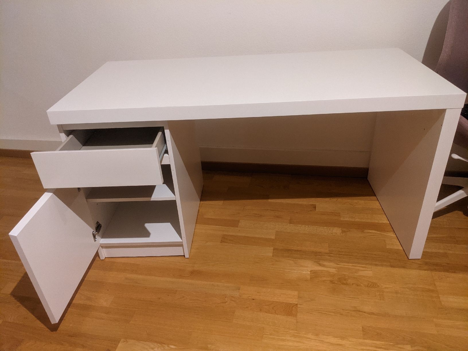 Ikea Tischset: Vends bureau + chaise ikea – Gebraucht aus Morges von yoyocaster 1