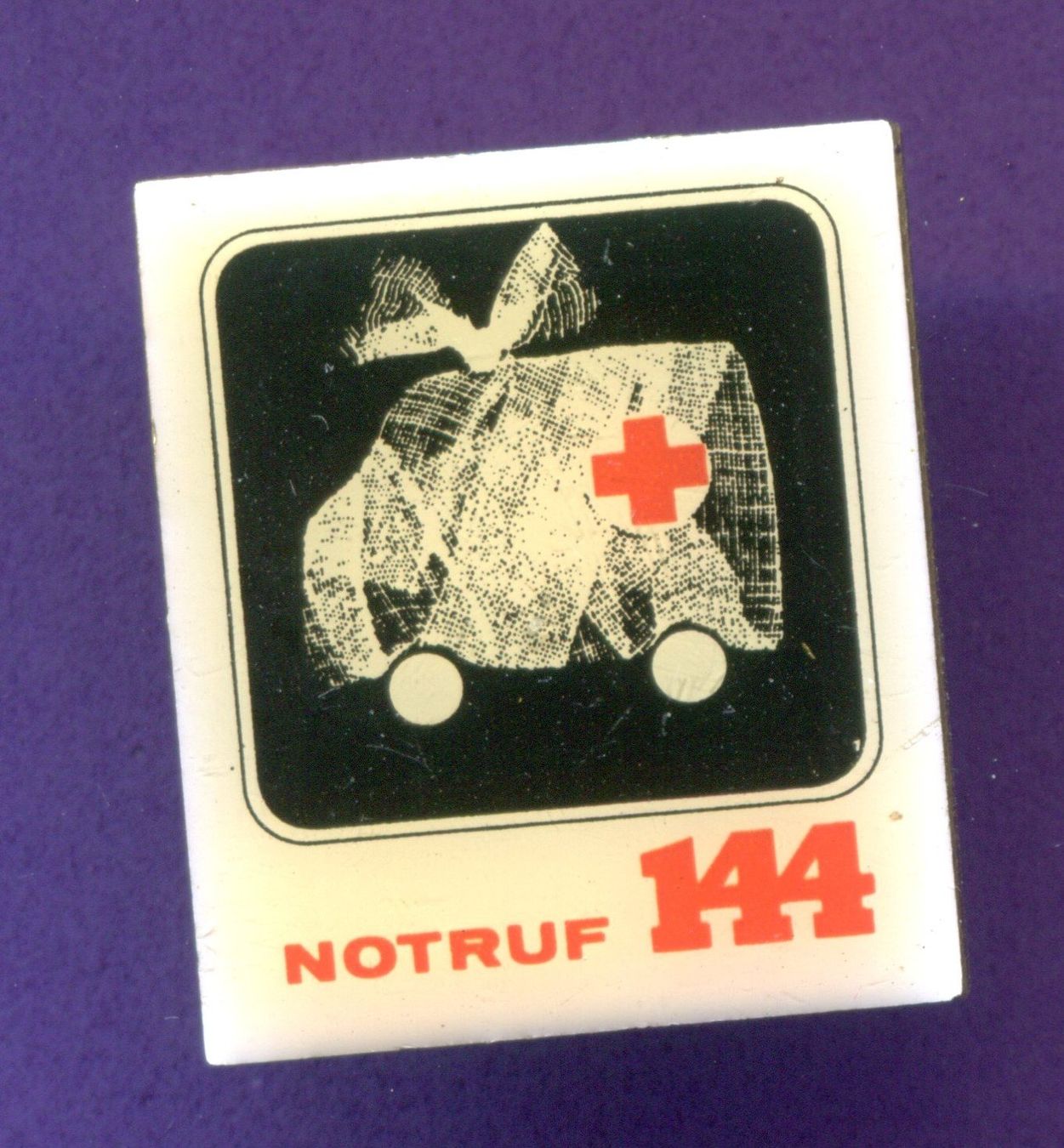 Placchette & Badge: Feuerwehr  NOTRUF 144 – Usato da Winterthur venduto da Sammleroase