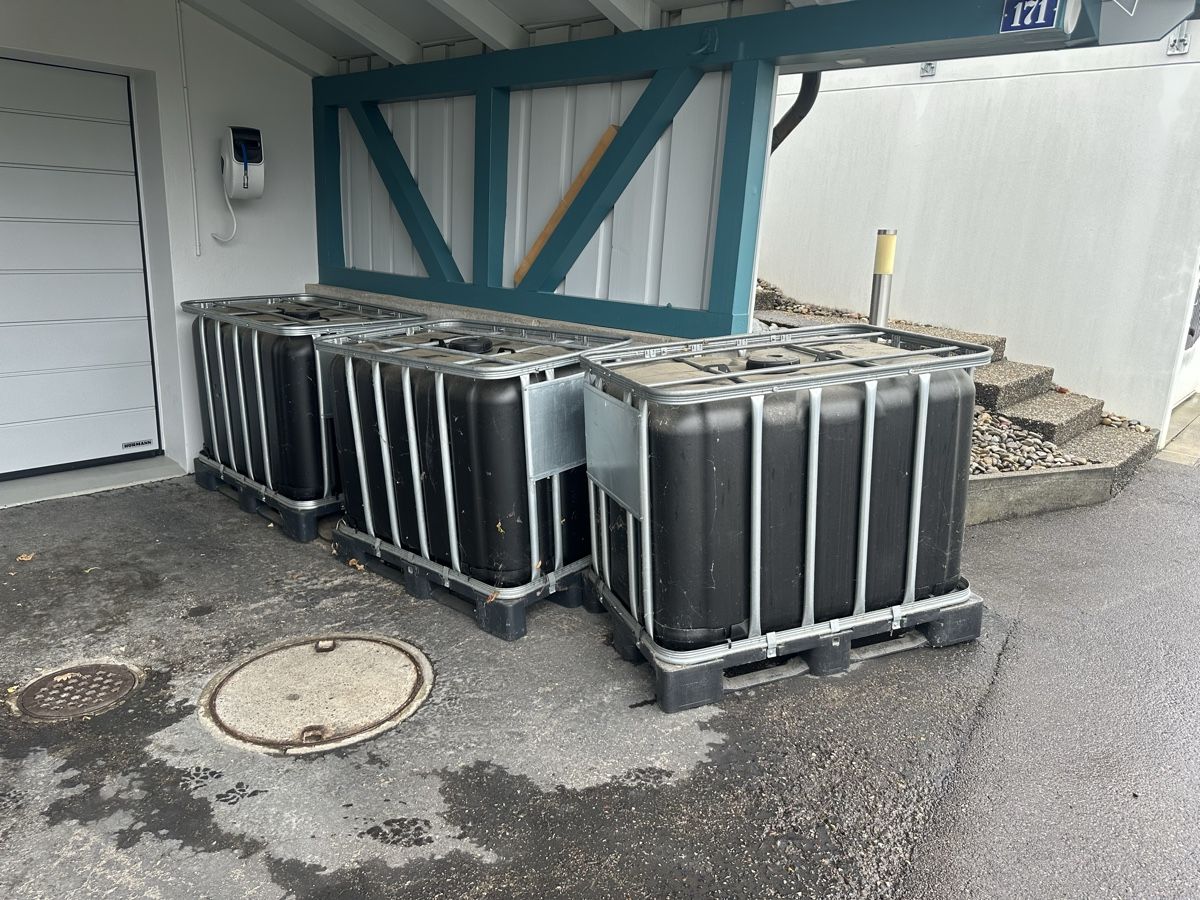 Abbeveratoi e trogoli: IBC 600l – Usato da Wasterkingen venduto da Ehni1