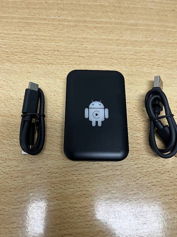 Laufwerke & Adapter: Carplay Adapter Neu – Gebraucht aus Aarau von celli64 1