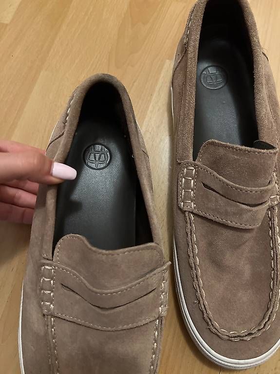 Scarpe da uomo: Massimo Dutti Herren Schuhe Größe 43 – Usato da Zürich venduto da sok_p7zx 2