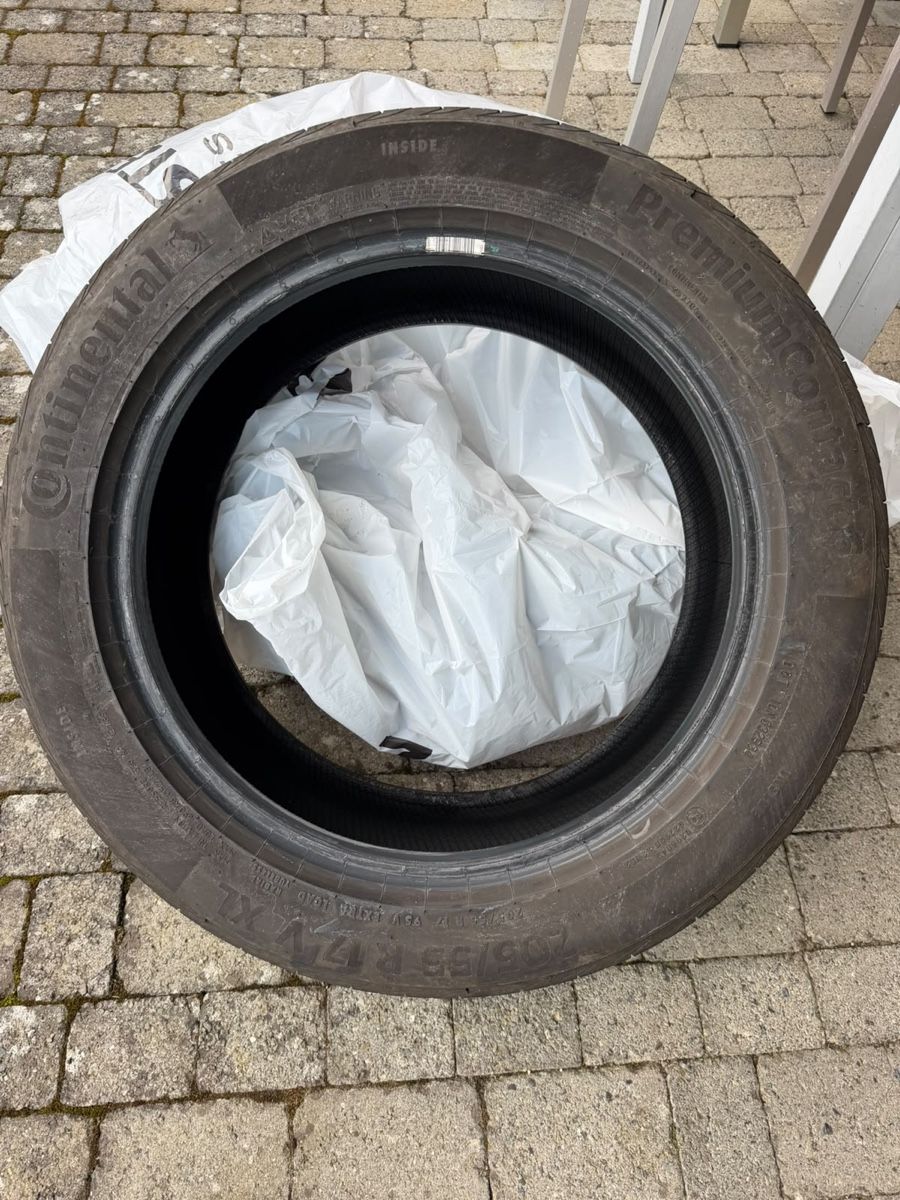 Pneus & Roues: Sommerreifen Continental  – D'occasion à Bünzen par Magdalena.K