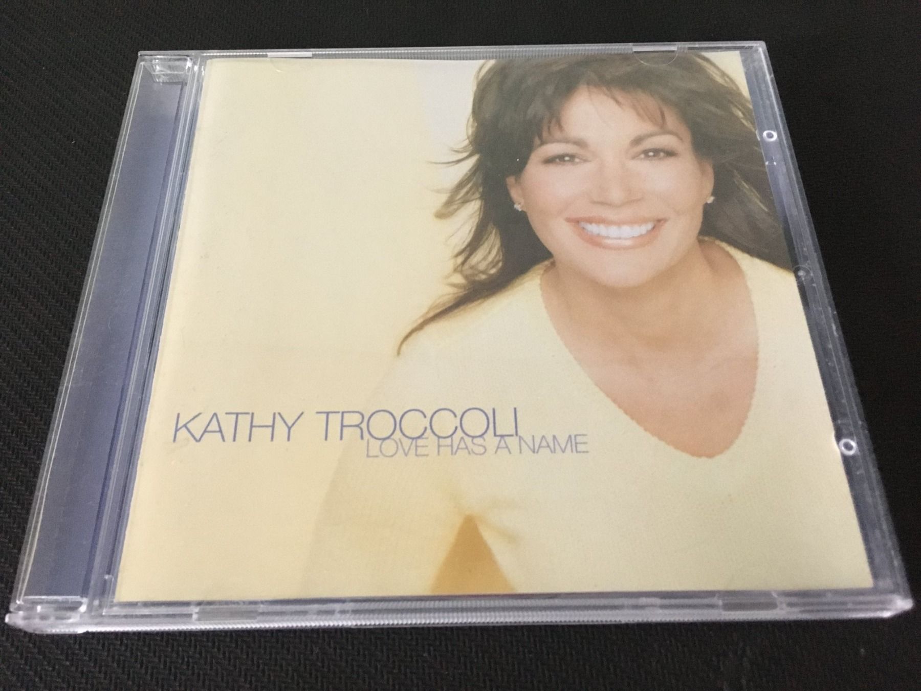 CDs: Kathy Troccoli - Love has a Name -CD- – Gebraucht aus St.Gallen von MedienJoe