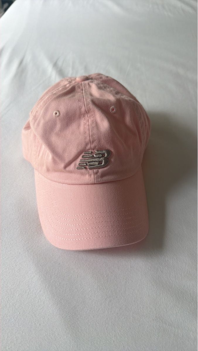 Altro in  Abbigliamento & Accessori: New Balance Cap Rosa – Nuovo e nell'imballaggio originale da Zürich venduto da sppeidkryo
