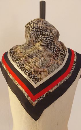 Seidenfoulard quadratisch Codello