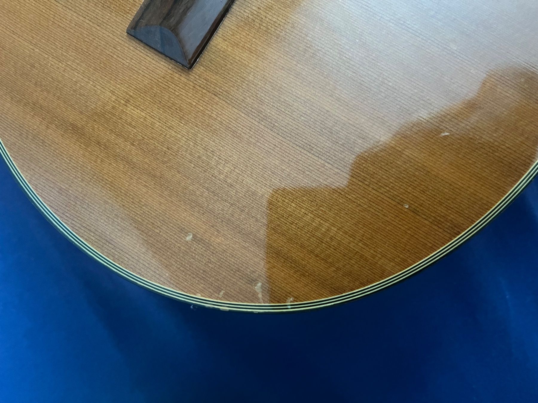 Instruments de musique: Gitarre – D'occasion à Läufelfingen par Columbus06 1