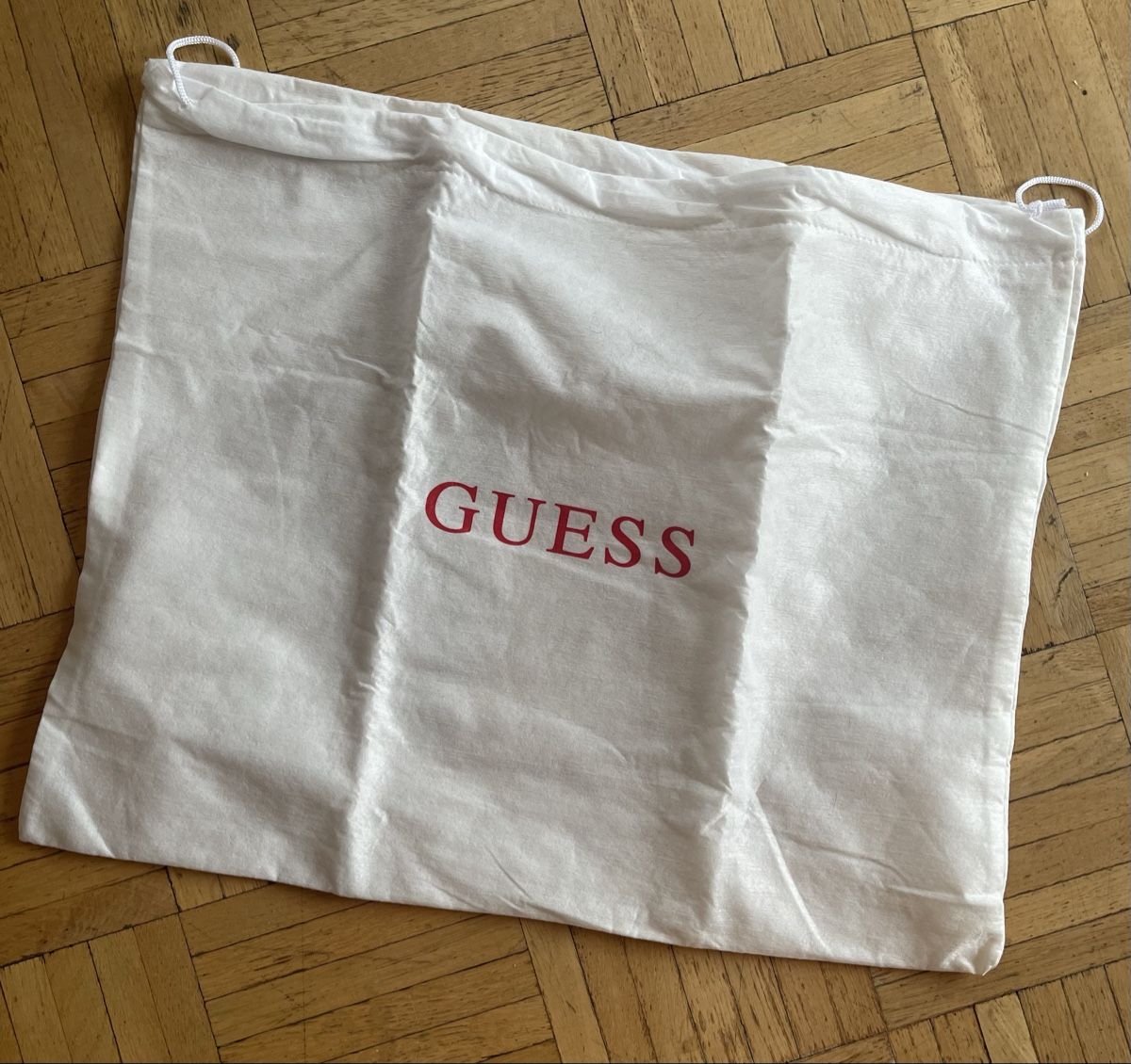 Guess Borse: Sac de rangement Guess – Nuovo e nell'imballaggio originale da Nyon venduto da ana_f565