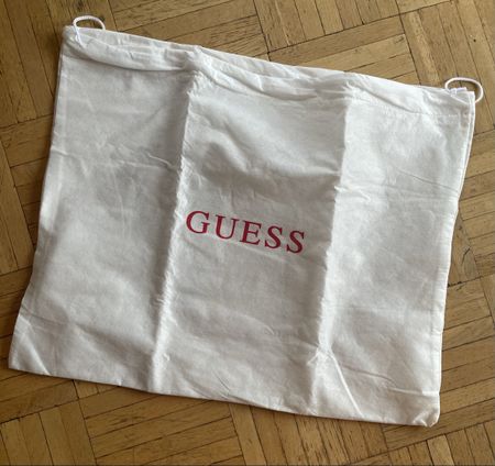 Sac de rangement Guess