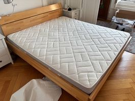 Lit et matelas King 