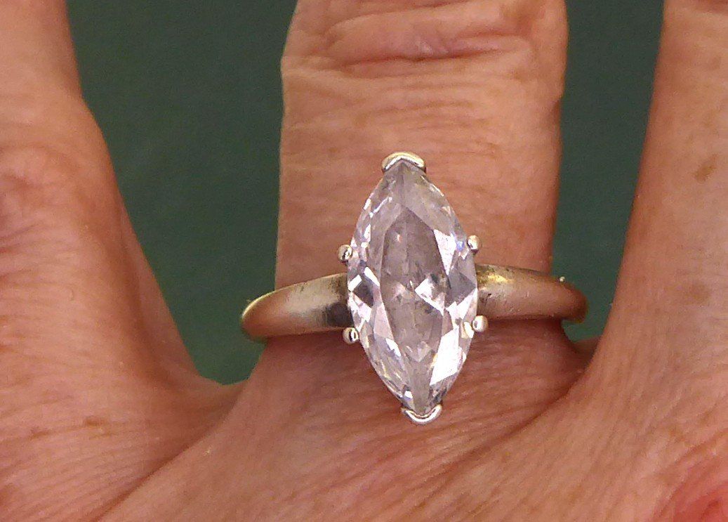 Anelli: Ring 925 Silber mit synthetischem Stein – Usato da Muri AG venduto da Lineli2020