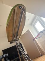 Bügeleisen mit Brett, voll funktionsfähig