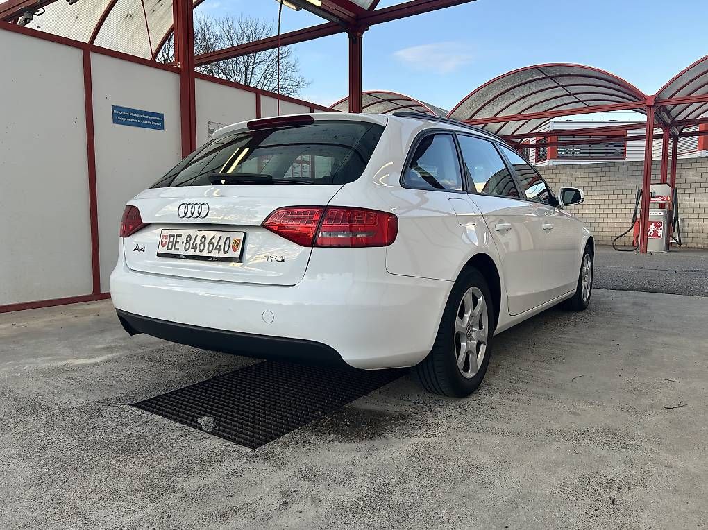 Automobili: Audi A4 1.8 TFSI – Usato da Biel/Bienne venduto da Alayy 1