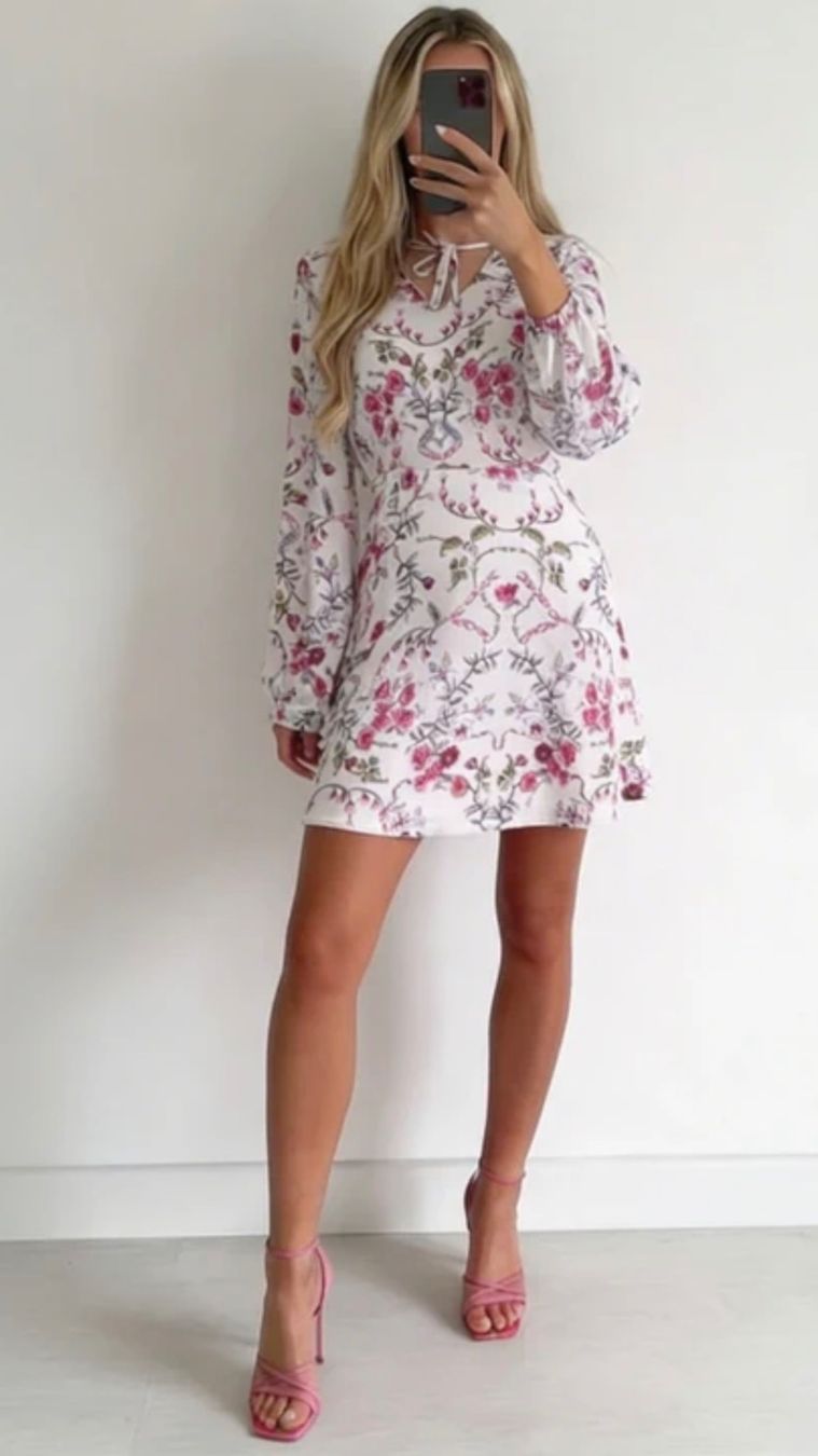 Vero Moda Vestiti: Kleid Vero Moda weiss floral – Usato da Frauenfeld venduto da Laxmi81
