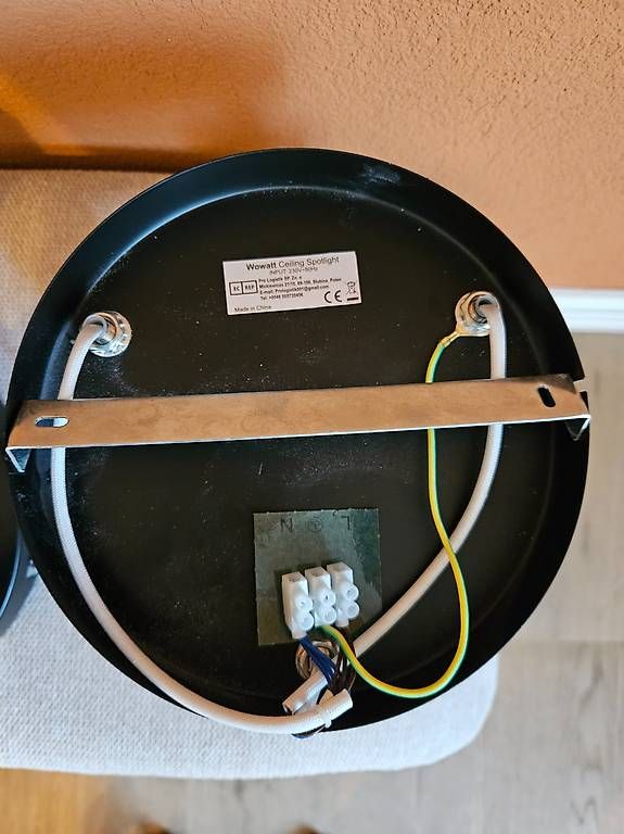 Lustres & lampes de plafonds: Deckenstrahler, Preis pro Stück. – Neuf (Voir description) à Zunzgen par Vicehead77 2